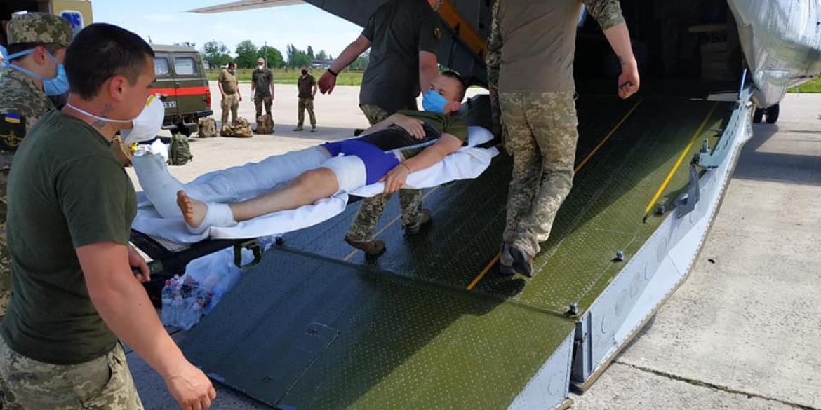 з Військово-медичного клінічного центру Північного регіону у Харкові здійснено планову медичну евакуацію