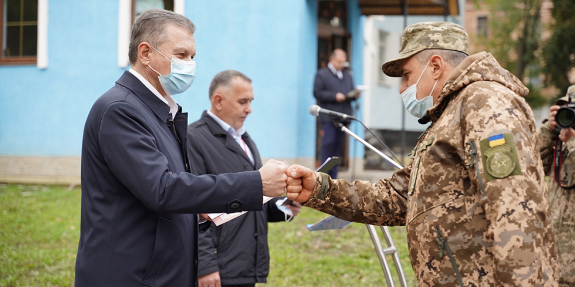 Сергій Моргунов привітав військових з Днем захисника України