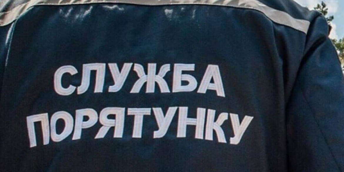 В одному з салонів краси у Вінниці малюк потрапив у "пастку" стільця: викликали рятувальників