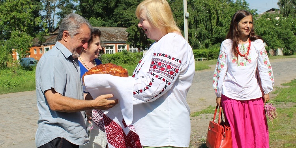 У Новій Греблі вручали літературно-мистецьку премію імені Євгена Гуцала