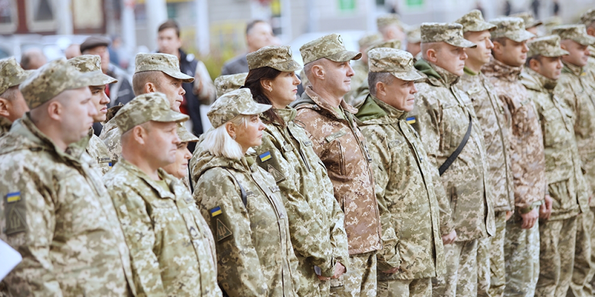 Військових Вінниччини привітали зі святом - Днем захисників і захисниць України