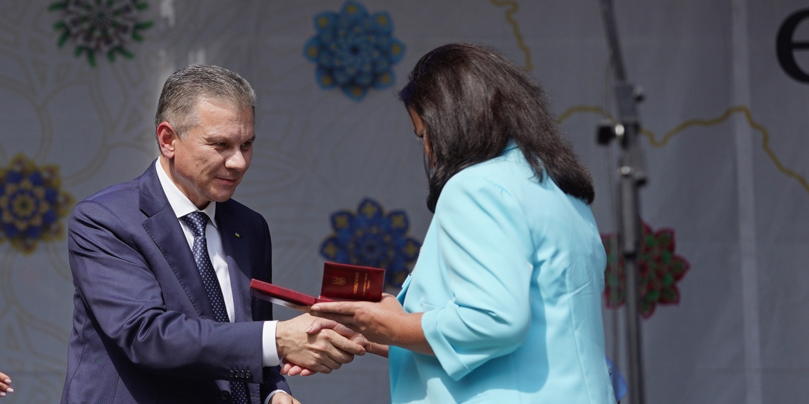 Вінницьких медиків відзначили державними нагородами 