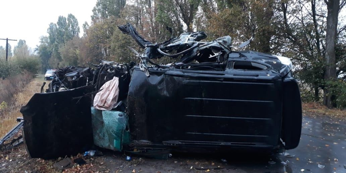 В Калинівському районі перекинувся позашляховик. Є загиблі 