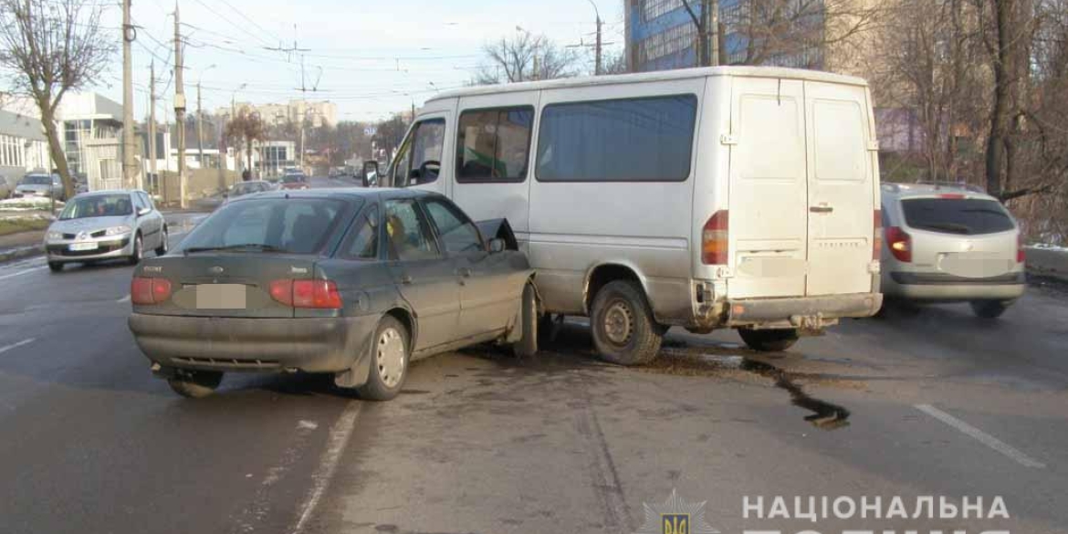 Внаслідок ДТП на Лебединського  до лікарні потрапив 23-річний чоловік