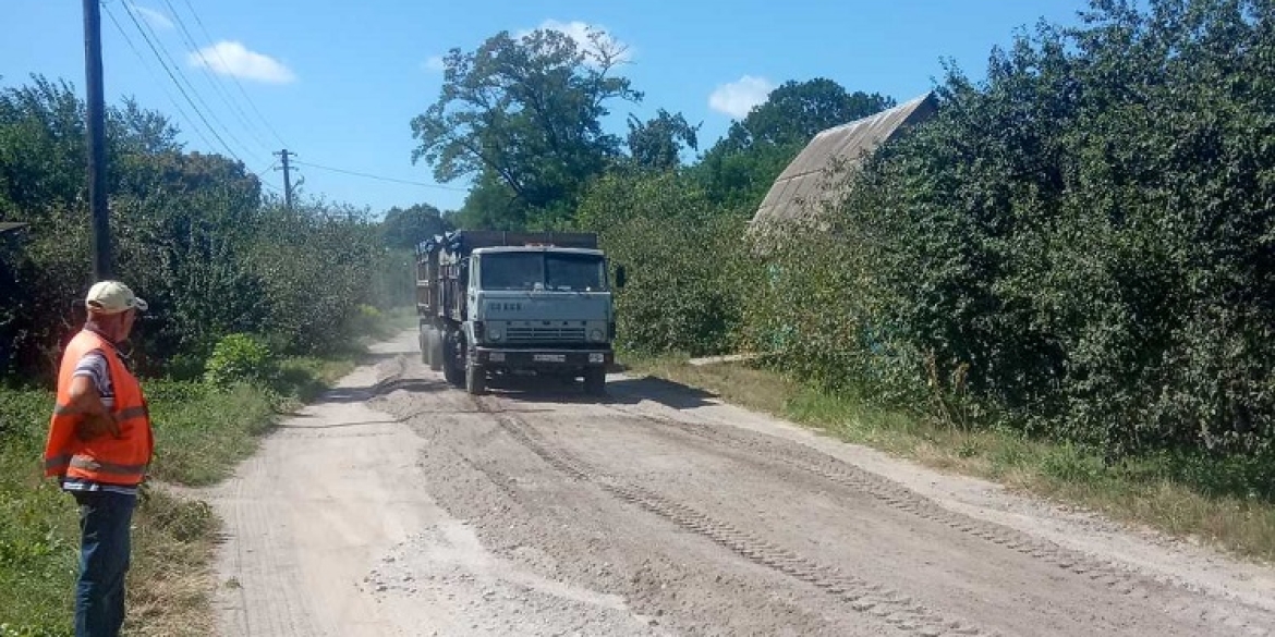 Калинівська громада почала будувати нову дорогу