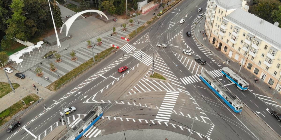 На площі Гагаріна тестують світлофори