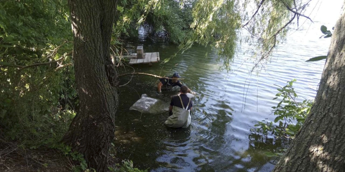 В одній із водойм Гайсинського району виявили тіло чоловіка