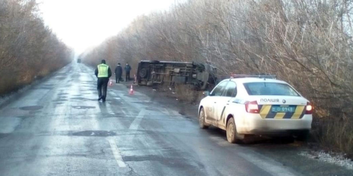 За межами Вінниці - тотальна ожеледиця, у райони краще не виїжджати