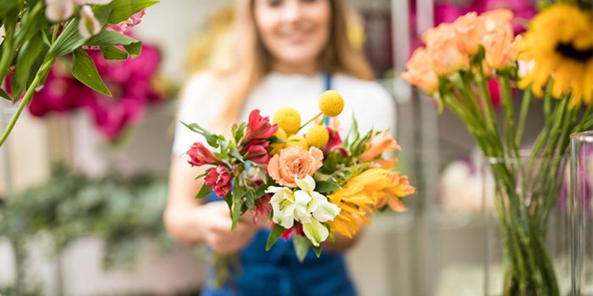 Flowers.ua повернулись! Ми знову доставляємо квіти та подарунки по Україні