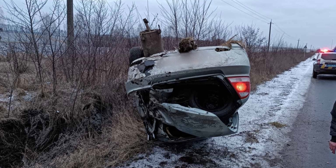 На Гайсинщині п'яний водій злетів у кювет - постраждали двоє пасажирів