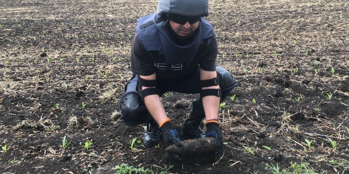 На Вінниччині піротехніки знищили три артилерійських снаряди