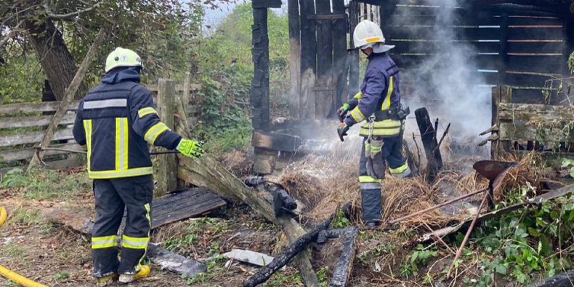 На Вінниччині згоріли дахи житлових будинків у двох районах