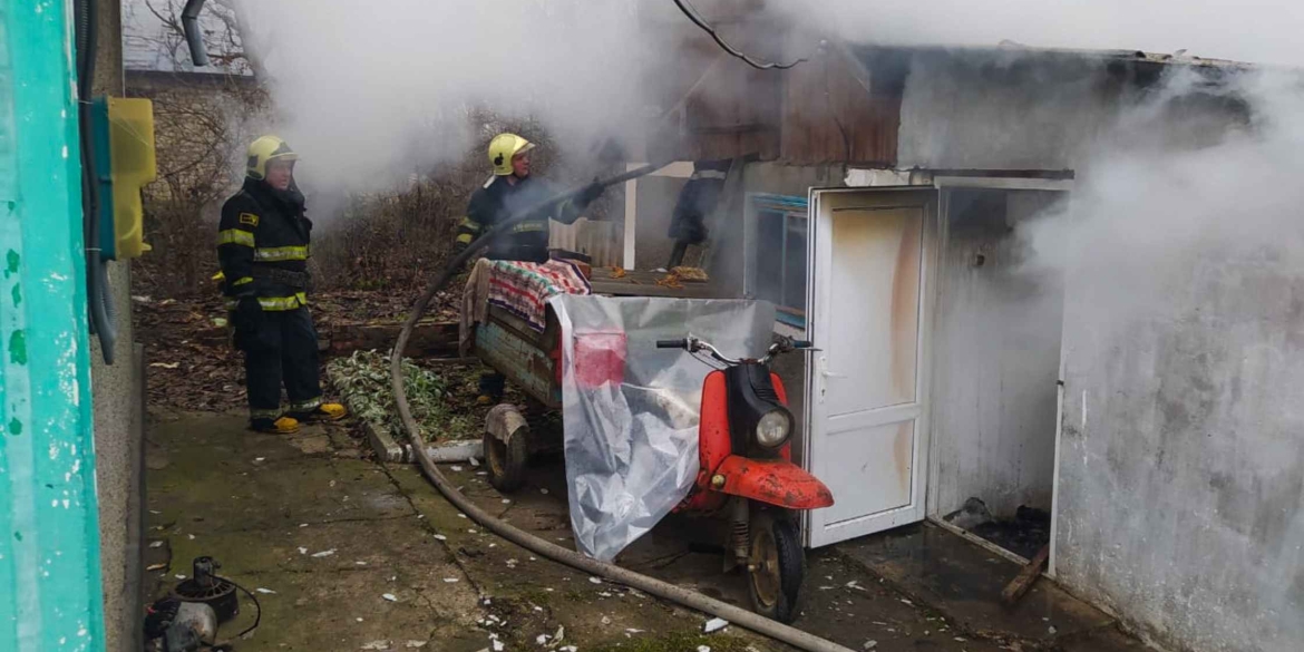 На Вінниччині згоріли лазня, літня кухня та господарча будівля