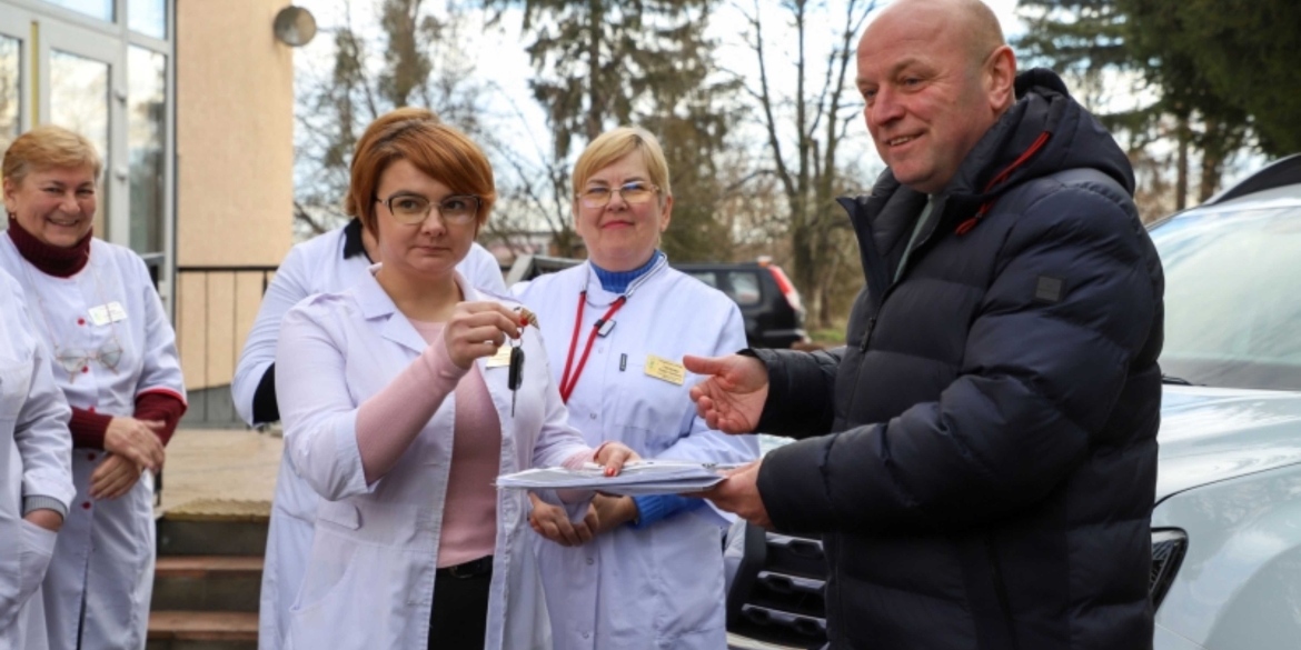 Новий автомобіль поповнив автопарк медзакладу Стрижавської громади