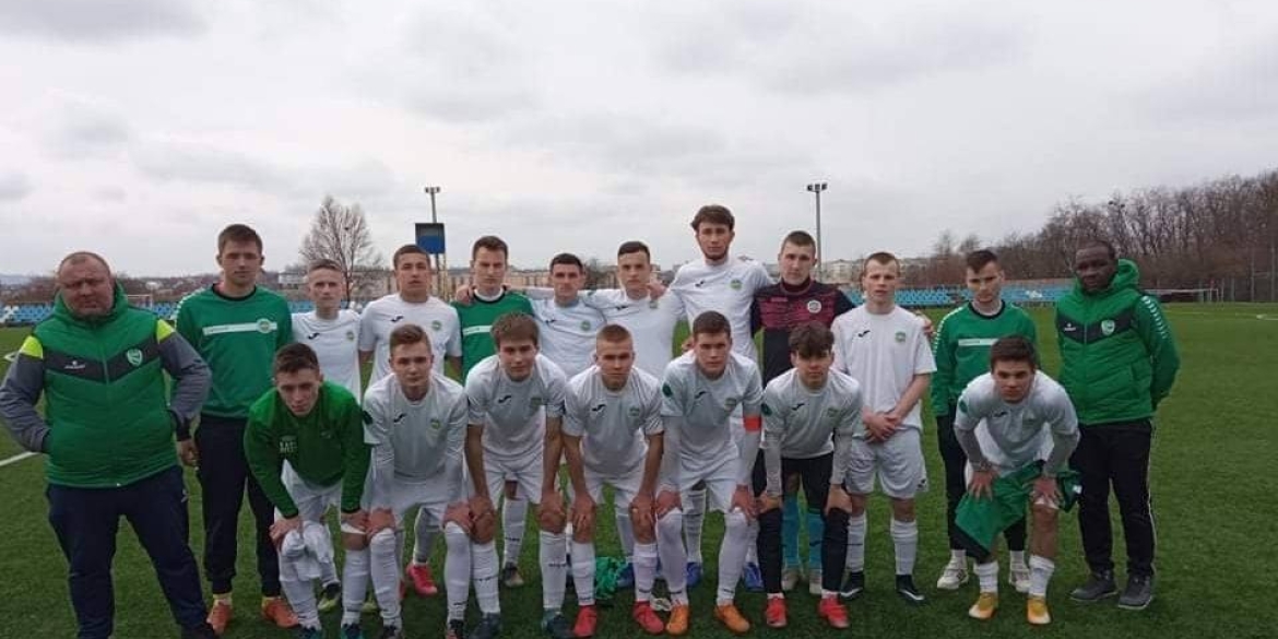 “Нива” U-19 в гостях поступилася одноліткам із Чернівців