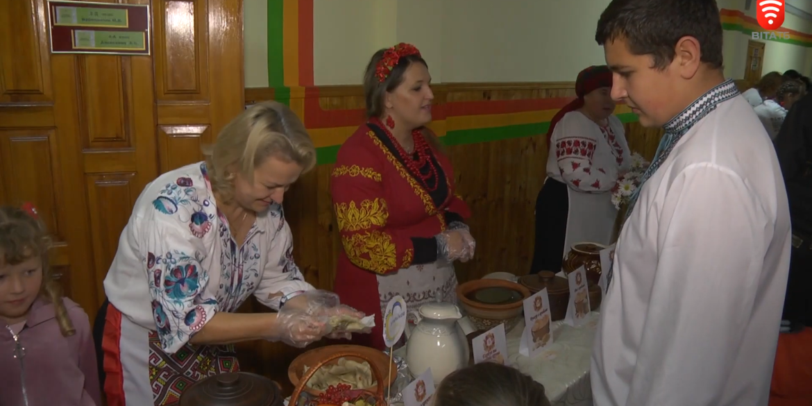 Понад 4 мільйона гривень зібрали вінницькі школи та дитсадки для ЗСУ