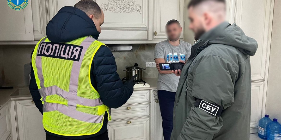 Повідомили про підозру жителю Вінниччини - переправляв чоловіків за кордон