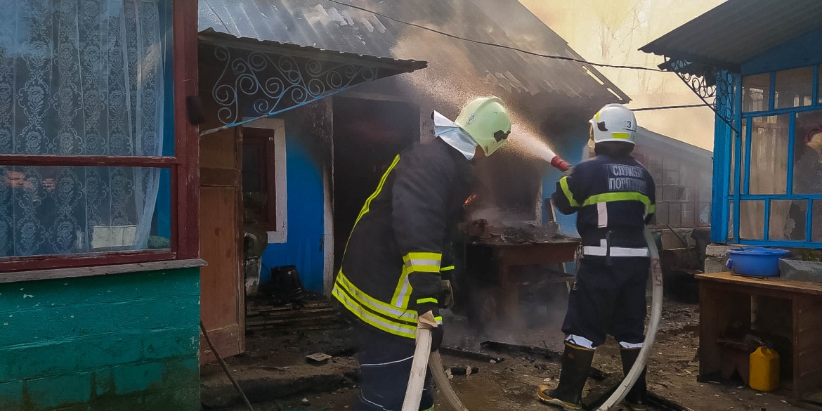 Рятувальники загасили пожежу в Ямпільській громаді - зайнялася літня кухня