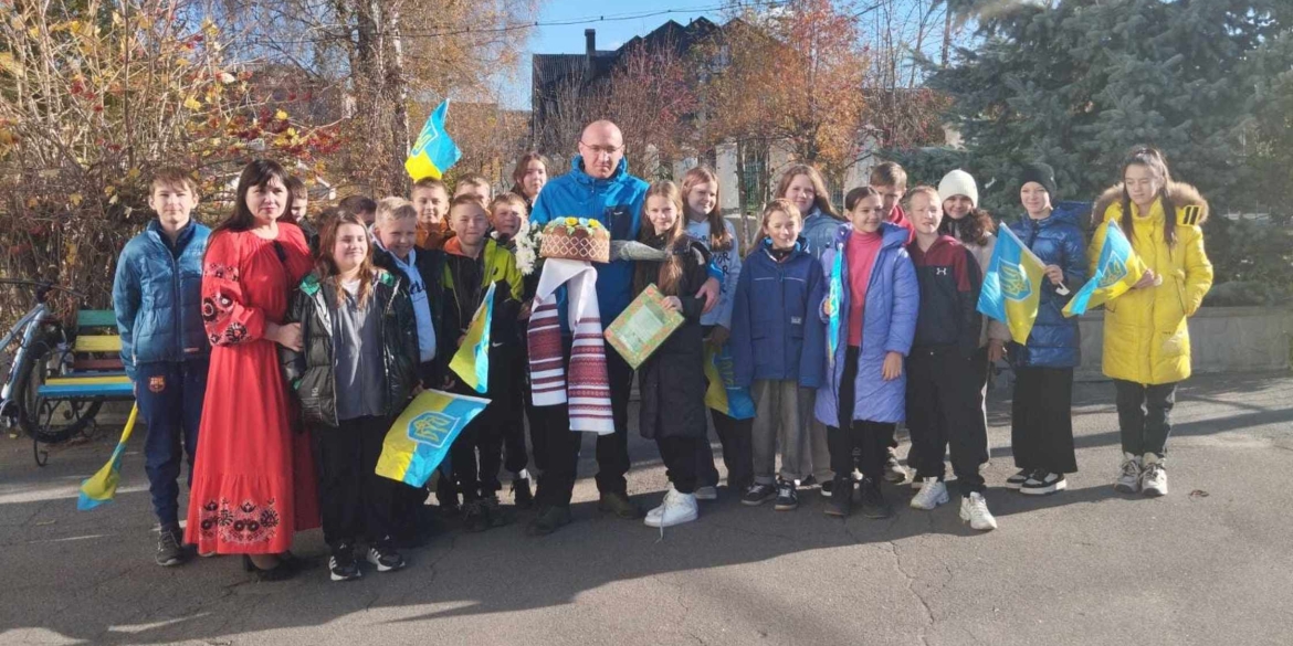 У Козятинському ліцеї зустрілись зі звільненим з полону захисником