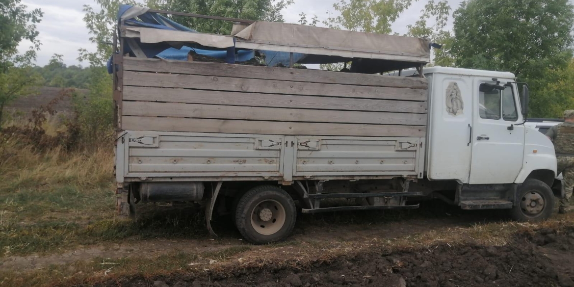 У Крижопільській громаді трійця спритників нарубали дубів на цілий «ЗІЛ» 