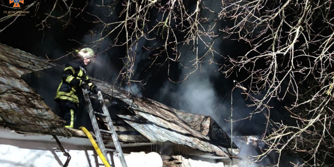 У Літинській громаді згорів глинобитний будинок