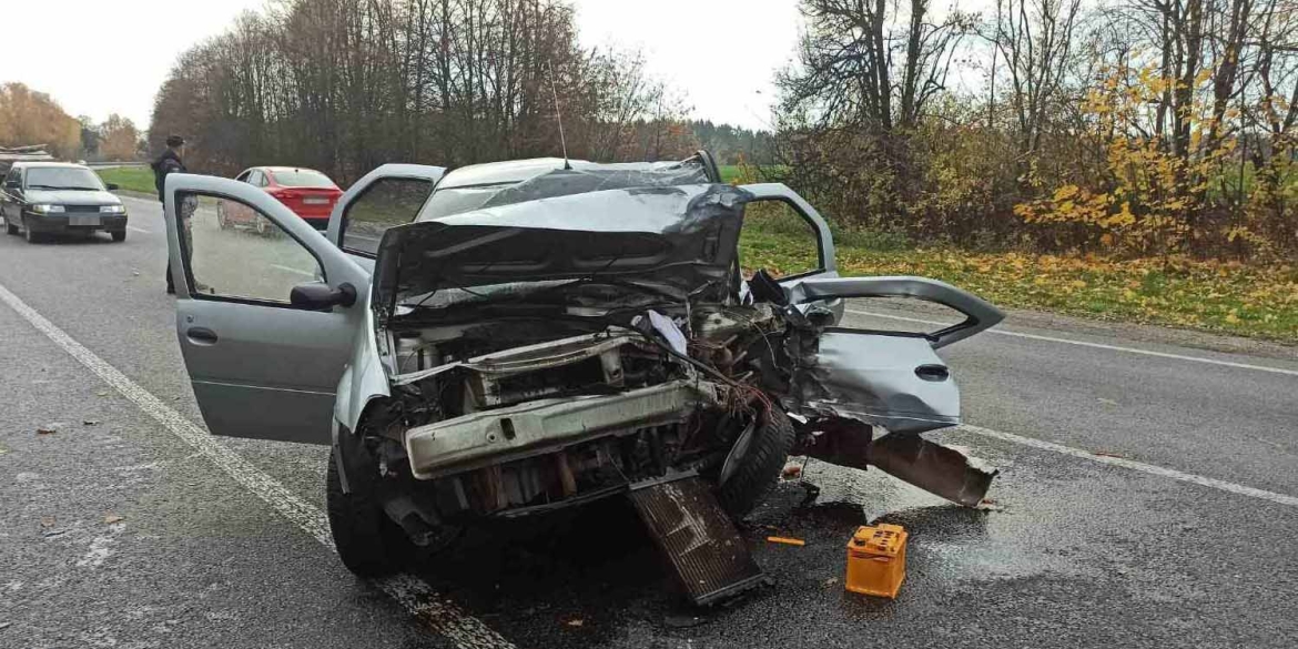 У Немирівському районі водійка Dacia в'їхала у зустрічну Skoda