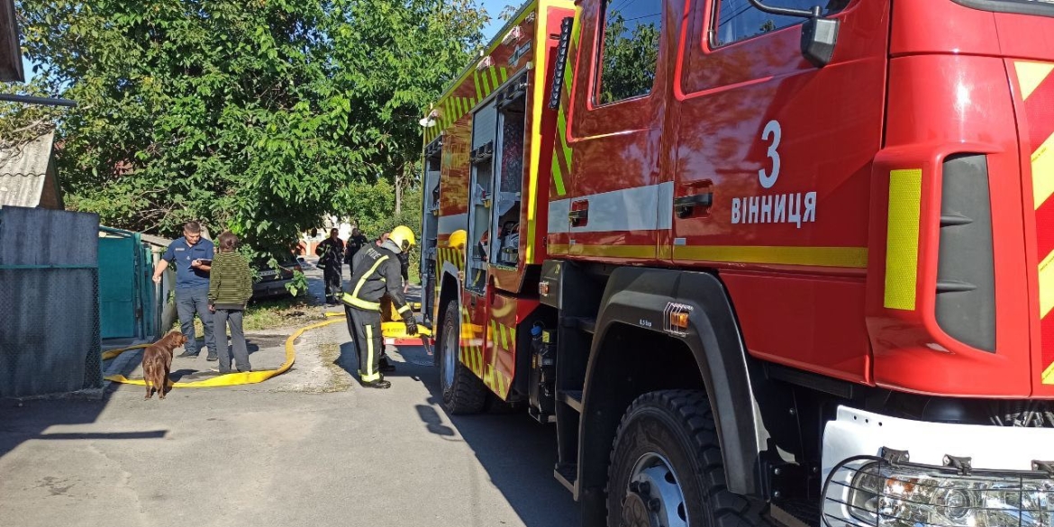 У Староміському районі Вінниці загорівся житловий будинок 