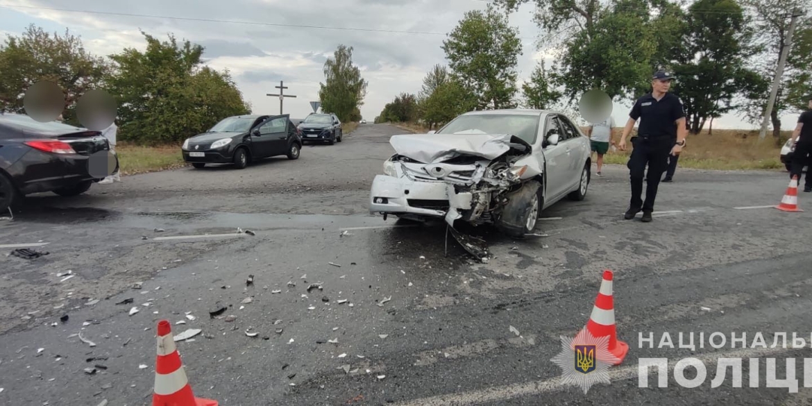 У Тульчинському районі в ДТП постраждали двоє малолітніх пасажирів Toyota Camry