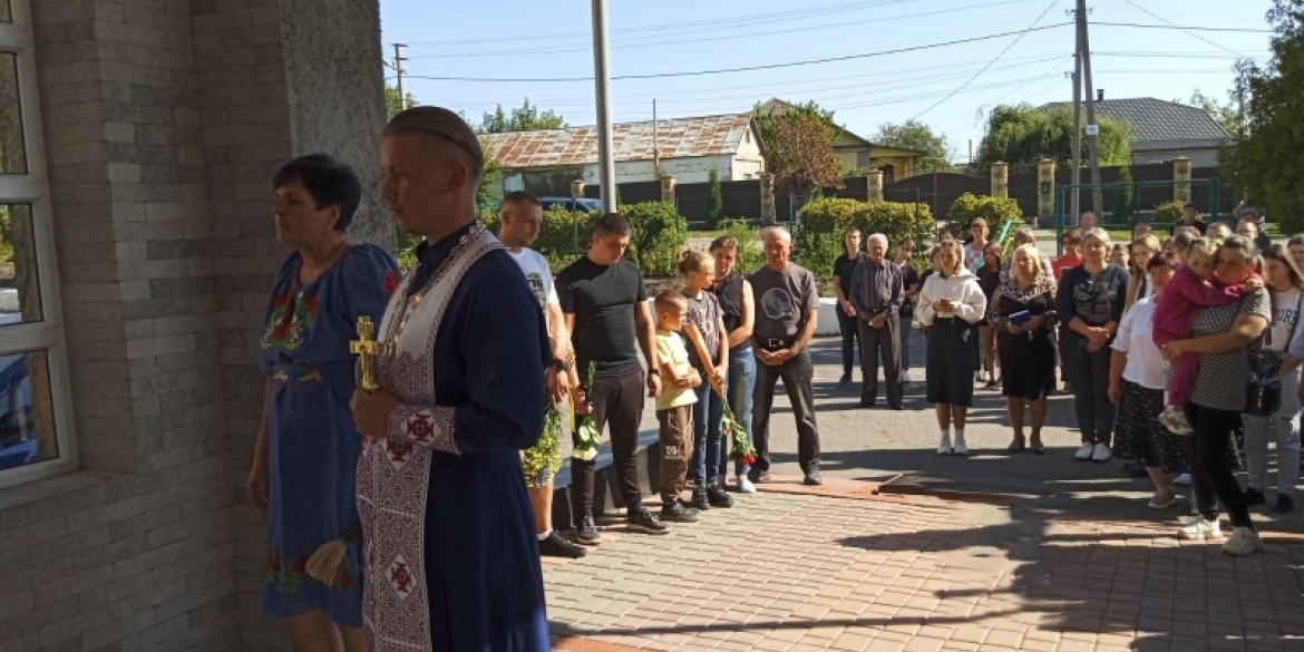 У Вапнярській громаді відкрили меморіальну дошку загиблому водію-радіотелефоністу