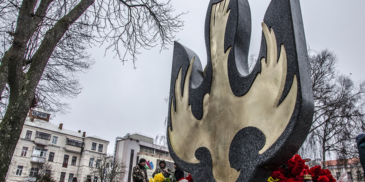 У Вінниці Пам’ятний знак на честь Небесної Сотні перенесуть на площу Шевченка