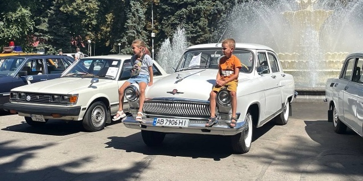 У Вінниці планують зібрати 1 млн грн для ЗСУ на виставці ретроавтомобілів