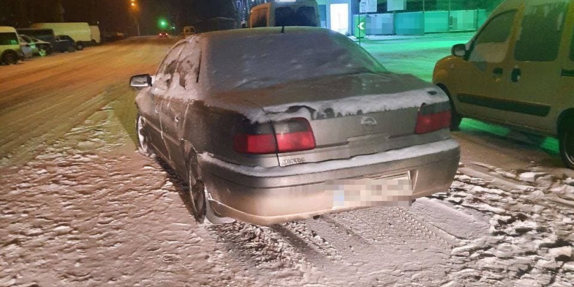 У Вінниці п’яний водій в’їхав у дорожній знак