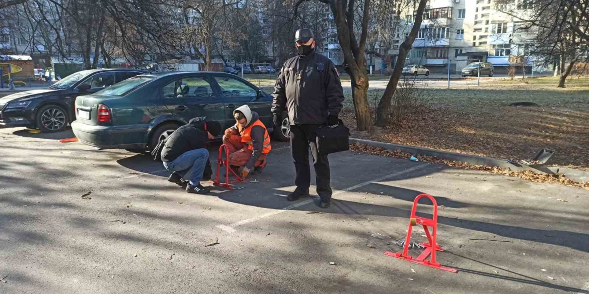 У Вінниці за місяць склали 26 протоколів за встановлення обмежувачів руху