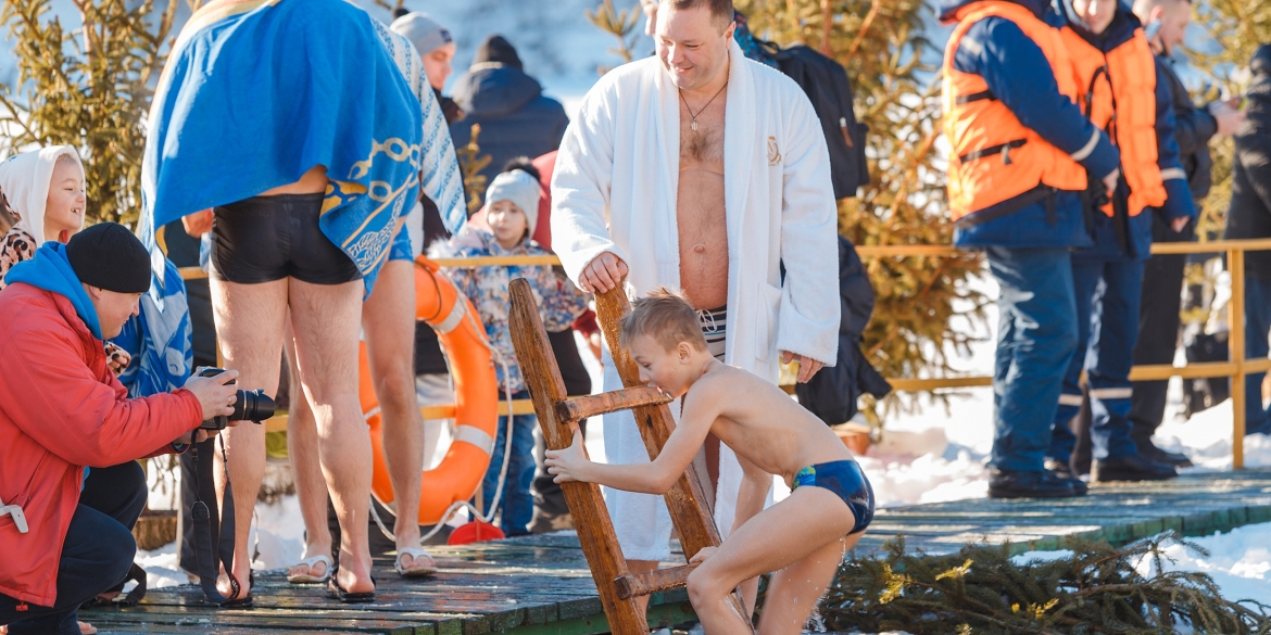 У Вінниці Водохреща святкують на двох озерах