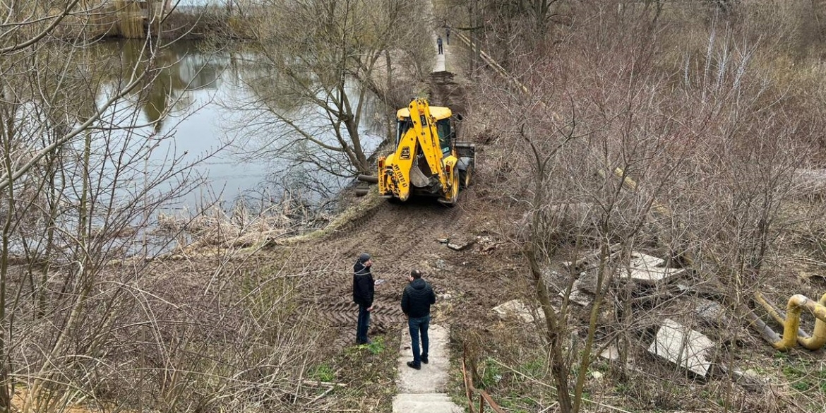 У Вінницьких Хуторах облаштовують алею для переходу між ставками