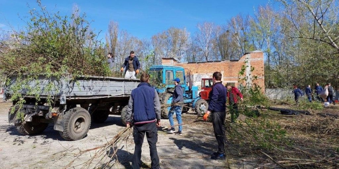 У Вінницькому національному технічному університеті влаштували суботню толоку