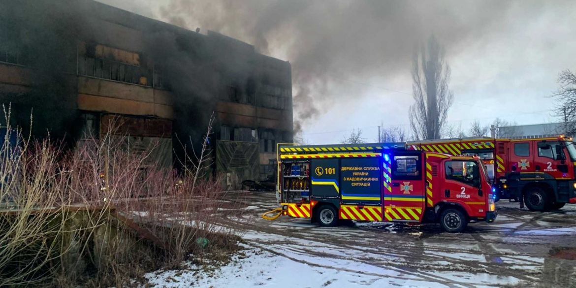 У Вінниці горіли склади на вулиці Айвазовського