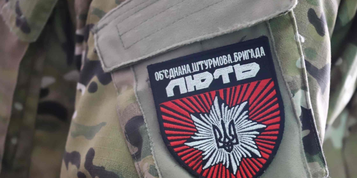 У Вінниці родинам загиблих поліцейських штурмової бригади «Лють» вручили нагороди