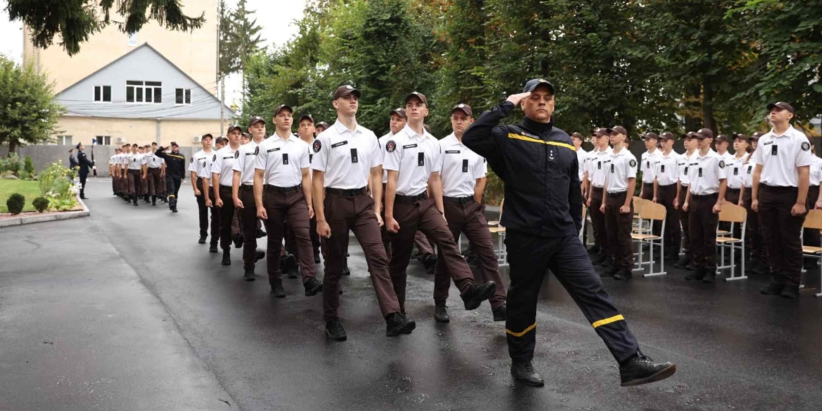 У Вінниці відкрили ліцей безпекового спрямування та національно-патріотичного виховання МВС (2)