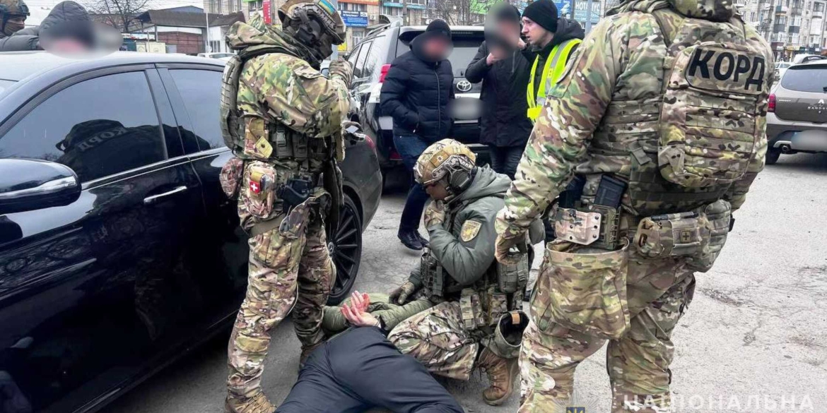 У Вінниці затримали 32-річного чоловіка, який переправляв чоловіків призовного віку через кордон