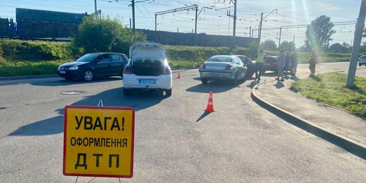 В Козятині зіткнулись два легковики - постраждав один з водіїв