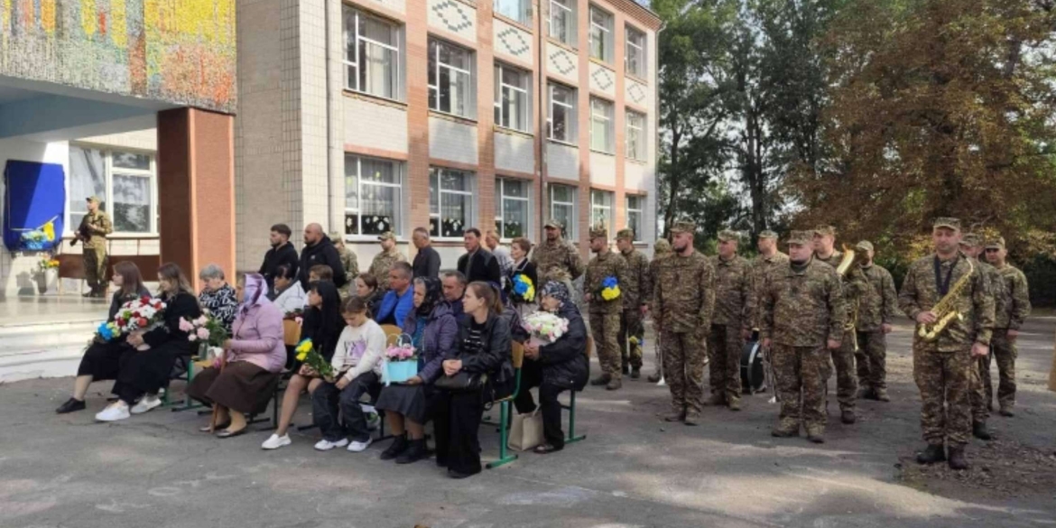 В Кирнасівці встановили сім меморіальних дошок на честь полеглих Героїв