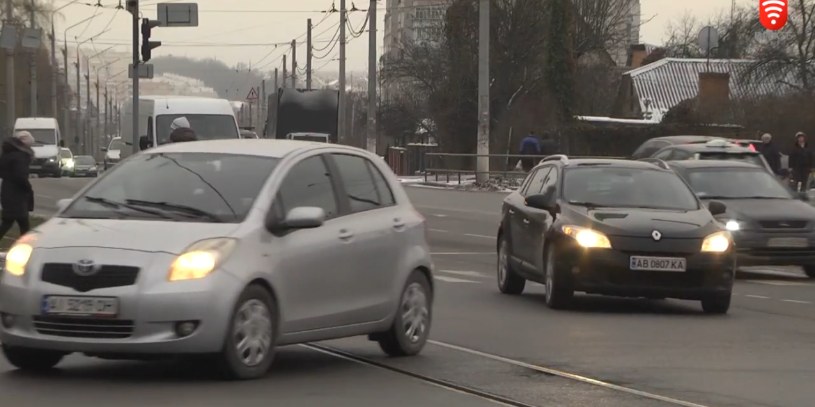 Вінницьких лікарів одна зі служб таксі возить на роботу безкоштовно