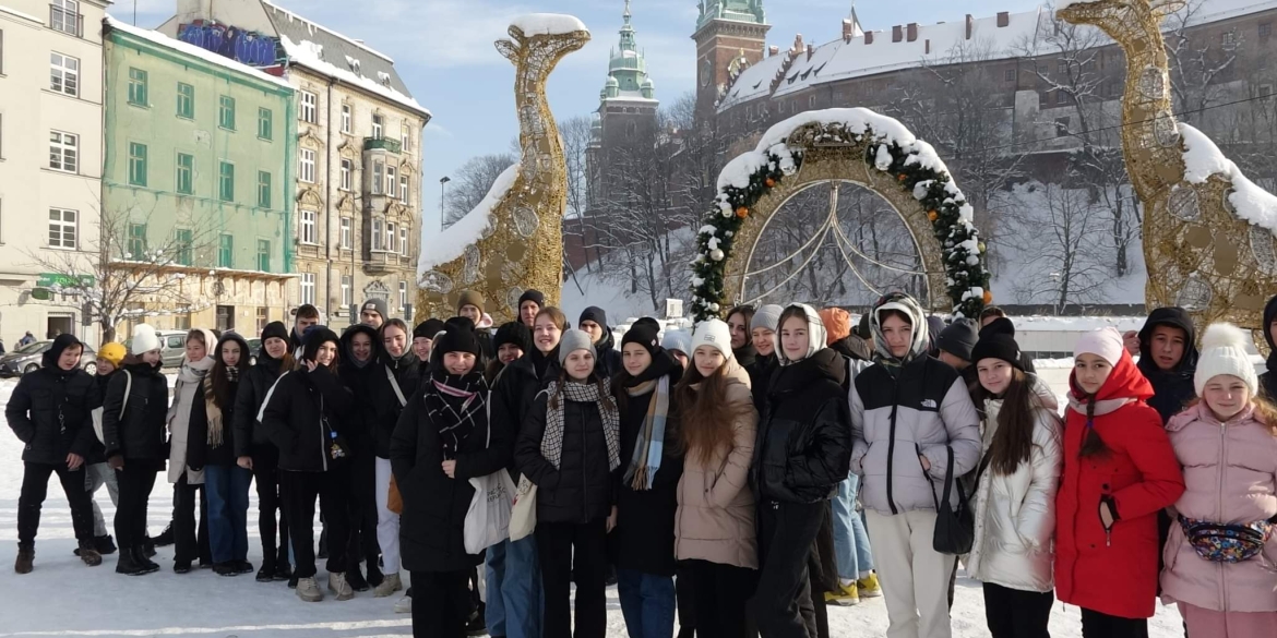 Вінницький ансамбль танцю «Радість» повернувся з туру подяки