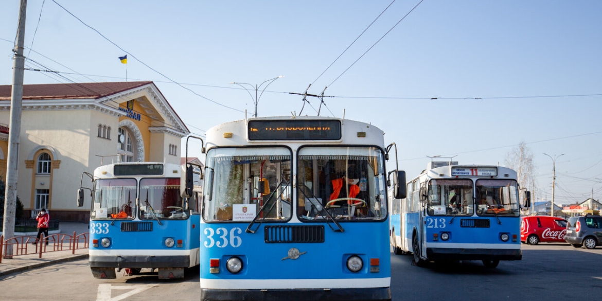 «Вінницякартсервіс» має 2000 Муніципальних карток для переселенців-пільговиків