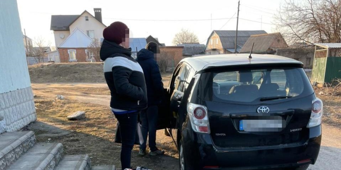 В Калинівці працівниці бібліотеки розкрадали гуманітарну допомогу для ЗСУ та біженців