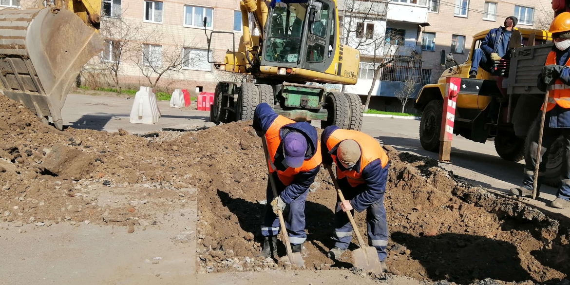 У Вінниці через пориви на тепломережах декілька будинків залишились без тепла