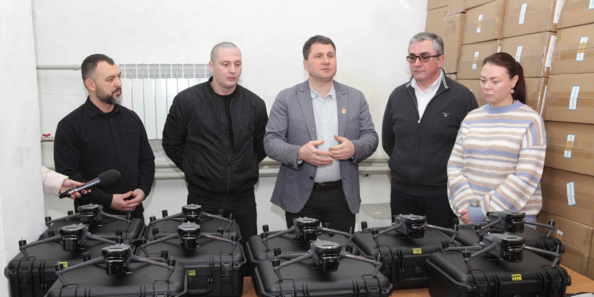 З Вінниці для 41 бригади передали на фронт десять Mavic 3T