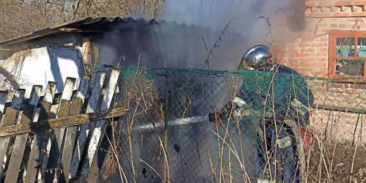 За добу на Вінниччині сталося дві пожежі в господарчих спорудах