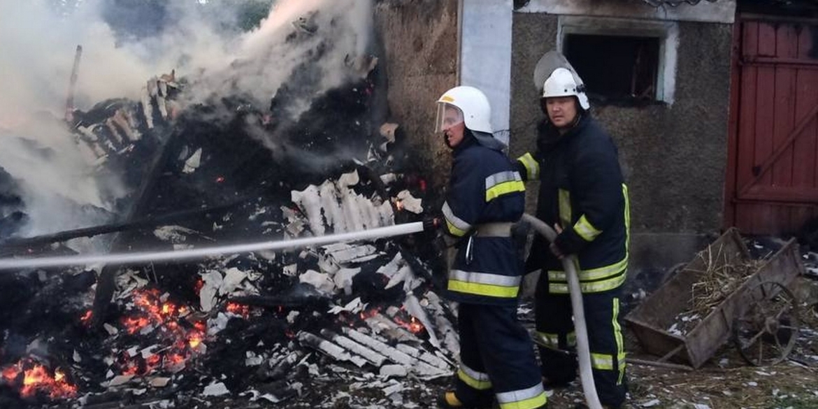 За добу рятувальники на Вінниччині загасили три пожежі 